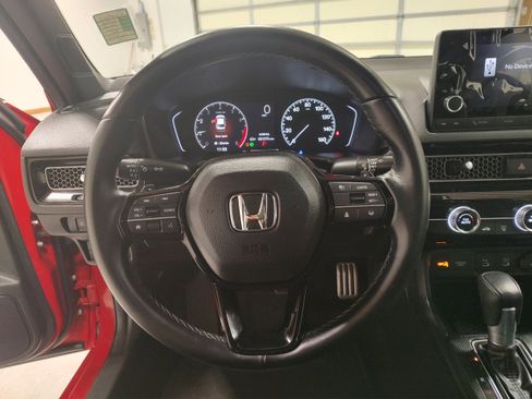 Used 2025 Honda Civic Sport image 5