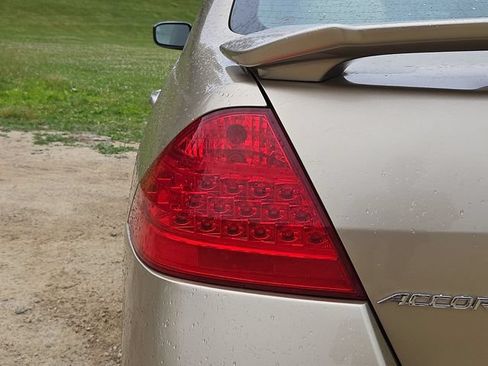 Used 2006 Honda Accord EX image 26