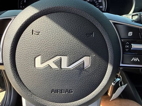 Used 2024 Kia Forte LX FWD image 26