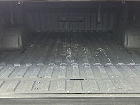 Used 2023 GMC Sierra 1500 SLT RWD image 13