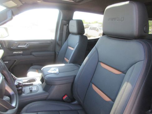 New 2026 GMC Sierra 1500 AT4 AWD/4WD image 13