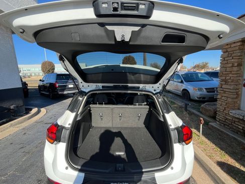 Used 2025 Buick Encore GX Preferred image 29