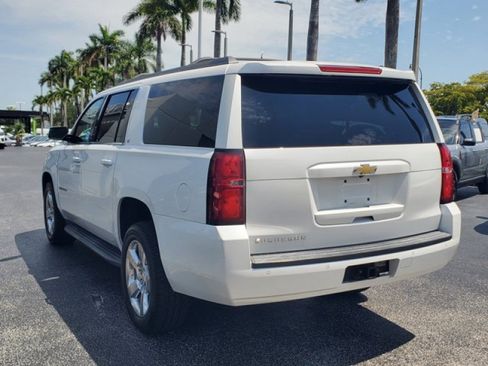 Used 2016 Chevrolet Suburban LT RWD image 5