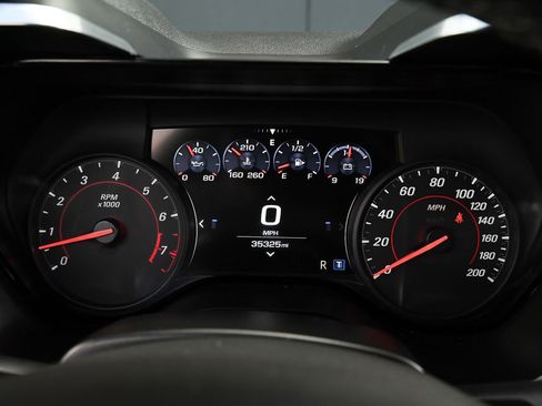 Used 2019 Chevrolet Camaro SS image 19