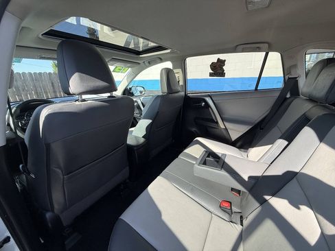 Used 2013 Toyota RAV4 Limited FWD image 17