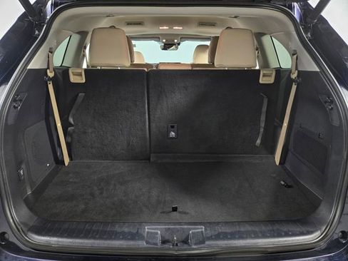 Used 2021 Toyota Highlander Limited image 30