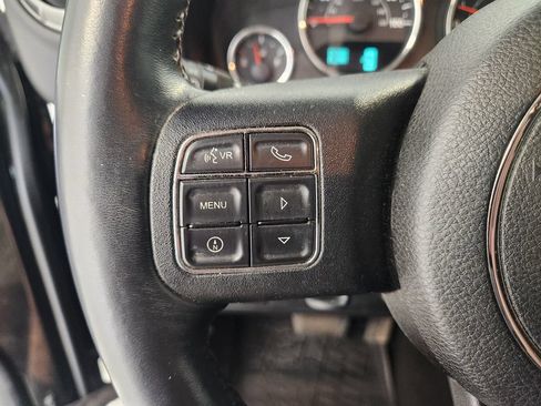 Used 2014 Jeep Wrangler Sport w/ Quick Order Package 24S AWD/4WD image 28