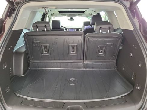 Certified 2021 Buick Enclave Avenir w/ Avenir Technology Package AWD/4WD image 23