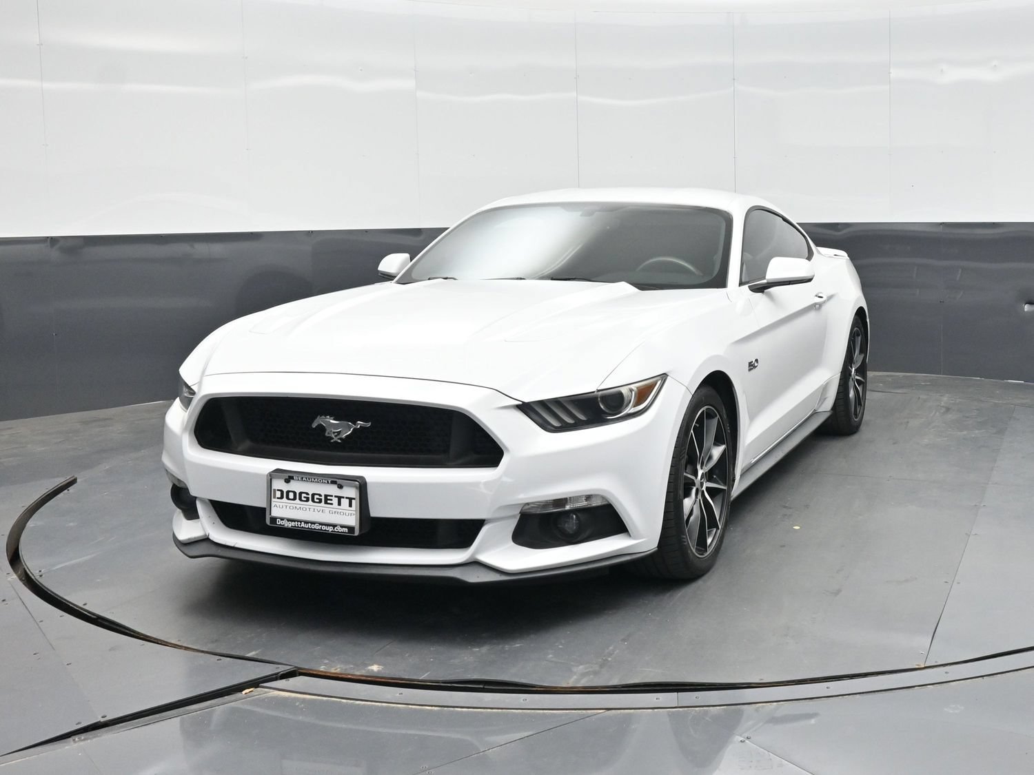 Used 2017 Ford Mustang GT w/ Interior & Wheel Package RWD image 14