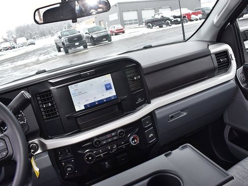 New 2026 Ford F250 XLT w/ FX4 Off-Road Package image 17