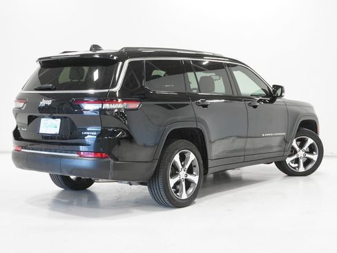 Used 2023 Jeep Grand Cherokee L Limited image 7