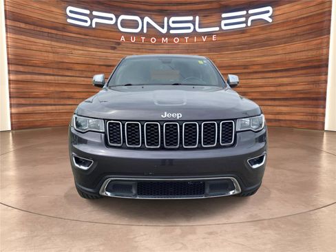 Used 2020 Jeep Grand Cherokee Limited AWD/4WD image 10