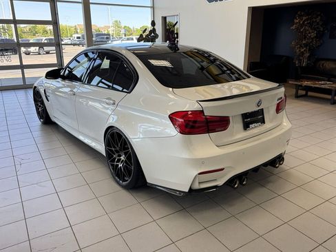 Used 2018 BMW M3 RWD image 3