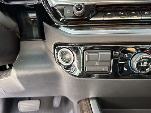 Used 2022 Chevrolet Silverado 1500 LT Trail Boss w/ Convenience Package II image 56