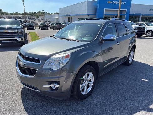 Used 2013 Chevrolet Equinox LTZ FWD image 2