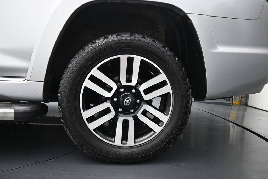 Used 2016 Toyota 4Runner Limited AWD/4WD image 15