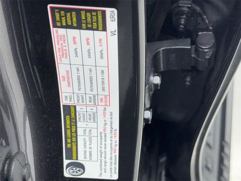 Used 2022 INFINITI QX80 Luxe w/ Cargo Package image 57