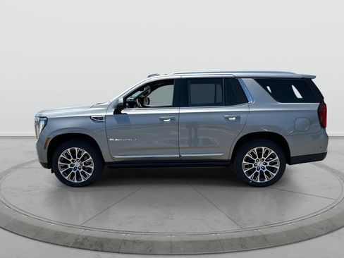 New 2026 GMC Yukon Denali w/ Denali Reserve Package AWD/4WD image 5