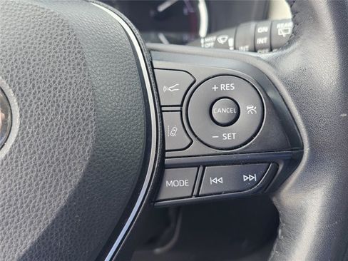 Used 2019 Toyota RAV4 Limited w/ Advanced Technology Package FWD image 57