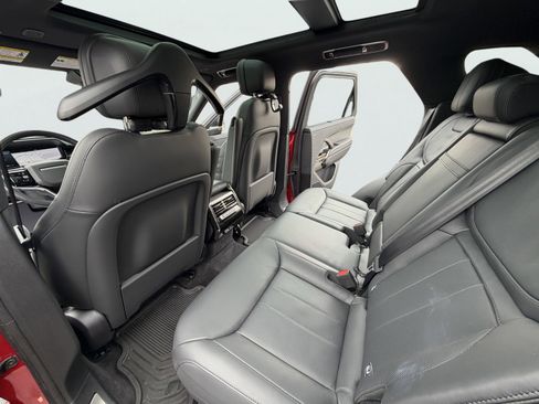 Used 2024 Land Rover Range Rover Sport SE image 30