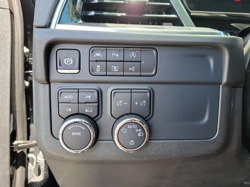 Used 2025 Chevrolet Tahoe LT AWD/4WD image 28