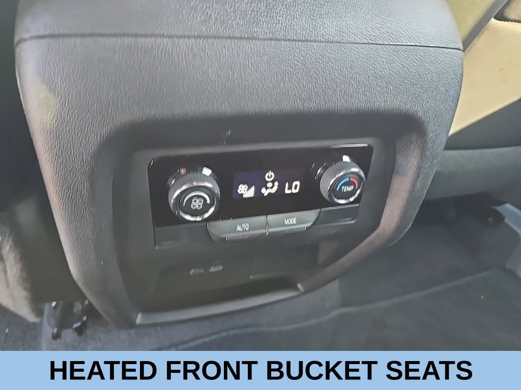 Used 2026 Chevrolet Traverse LT AWD/4WD image 17