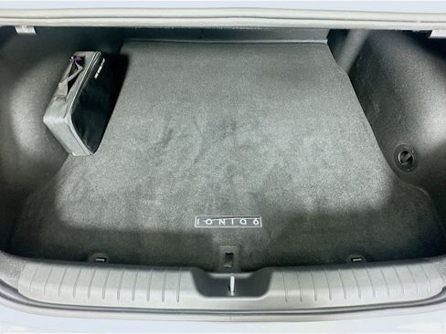 Used 2024 Hyundai Ioniq 6 SEL RWD image 28