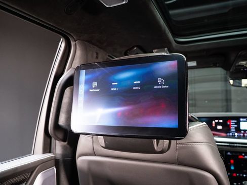 Used 2025 Cadillac Escalade V AWD/4WD image 37