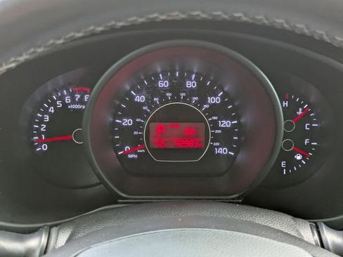 Used 2018 Kia Soul + FWD image 21