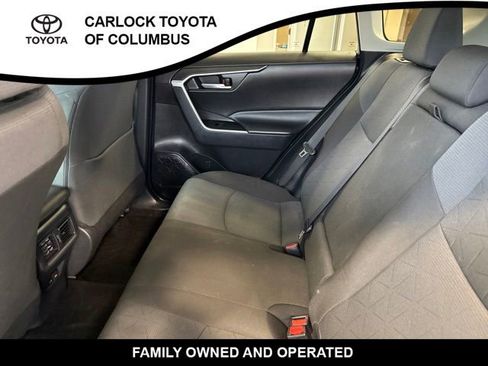 Used 2025 Toyota RAV4 XLE AWD/4WD image 14
