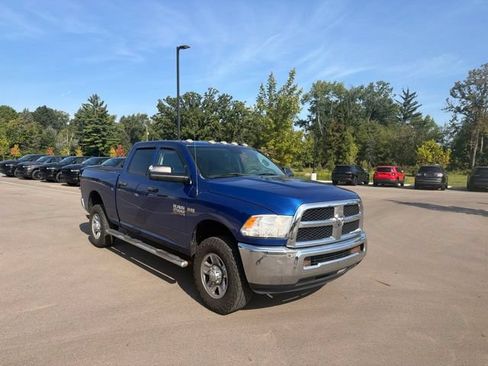 Used 2014 RAM 2500 Tradesman w/ Chrome Appearance Group AWD/4WD image 7