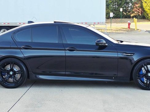 Used 2013 BMW M5 image 4