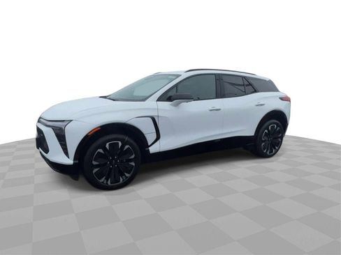 New 2024 Chevrolet Blazer EV RS image 4