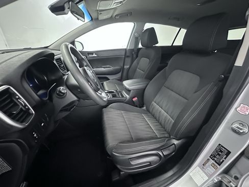 Used 2021 Kia Sportage LX AWD/4WD image 35