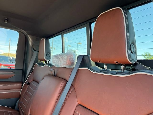 New 2026 GMC Sierra 2500 Denali Ultimate AWD/4WD image 18