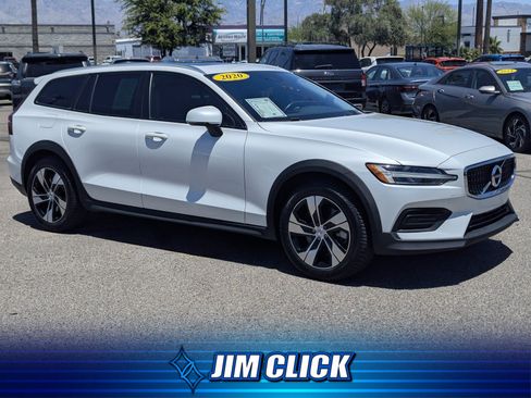 Used 2020 Volvo V60 T5 Cross Country AWD/4WD image 1