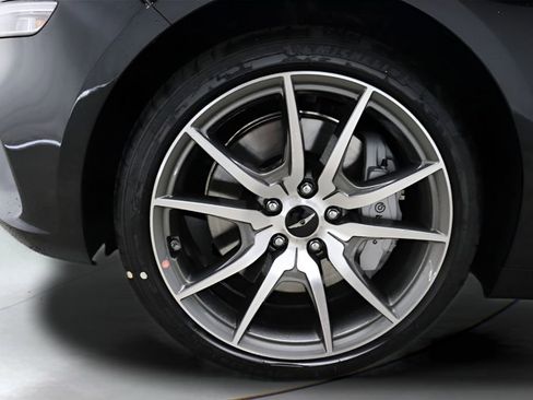 New 2026 Genesis G70 2.5T Prestige image 3