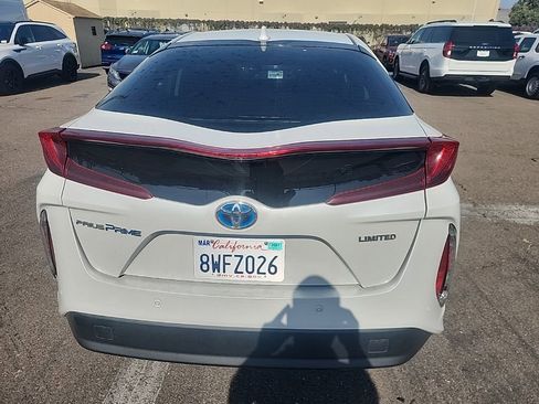 Used 2021 Toyota Prius Prime Limited w/ Carpet Mat Package (TMS) FWD image 11