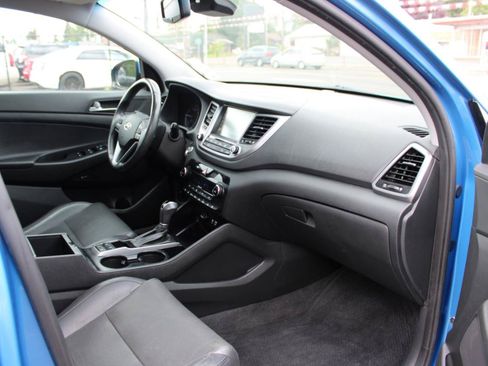 Used 2017 Hyundai Tucson Limited w/ Limited Ultimate Package 03 AWD/4WD image 16