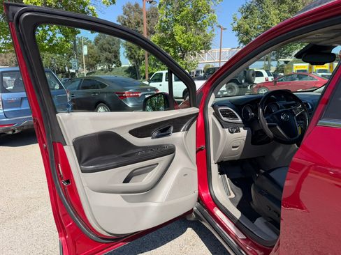 Used 2015 Buick Encore Premium FWD image 9