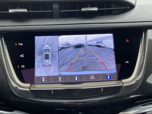 Certified 2023 Cadillac XT6 Sport w/ Technology Package image 30