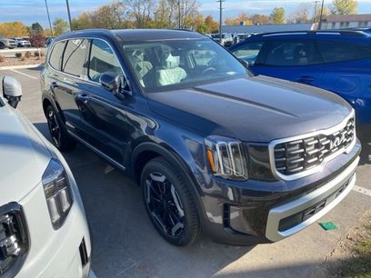 New 2025 Kia Telluride S