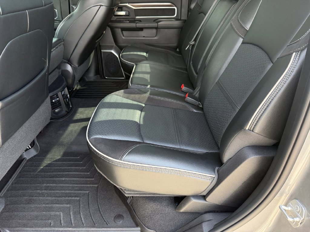 Used 2024 RAM 2500 Laramie w/ Safety Group AWD/4WD image 2