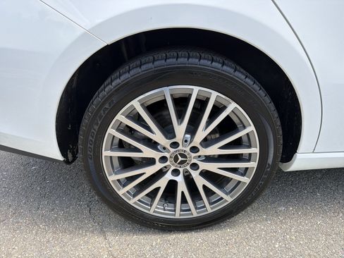 Used 2025 Mercedes-Benz CLA 250 image 16