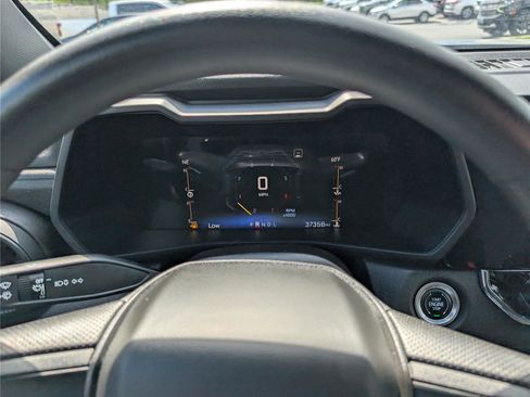 Used 2023 Chevrolet Colorado W/T RWD image 24