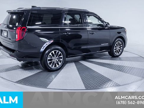 Used 2025 Ford Expedition Platinum AWD/4WD image 10