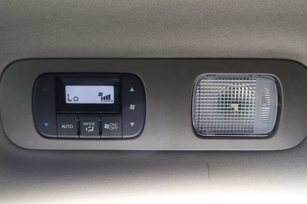 Used 2021 Honda Odyssey EX image 37