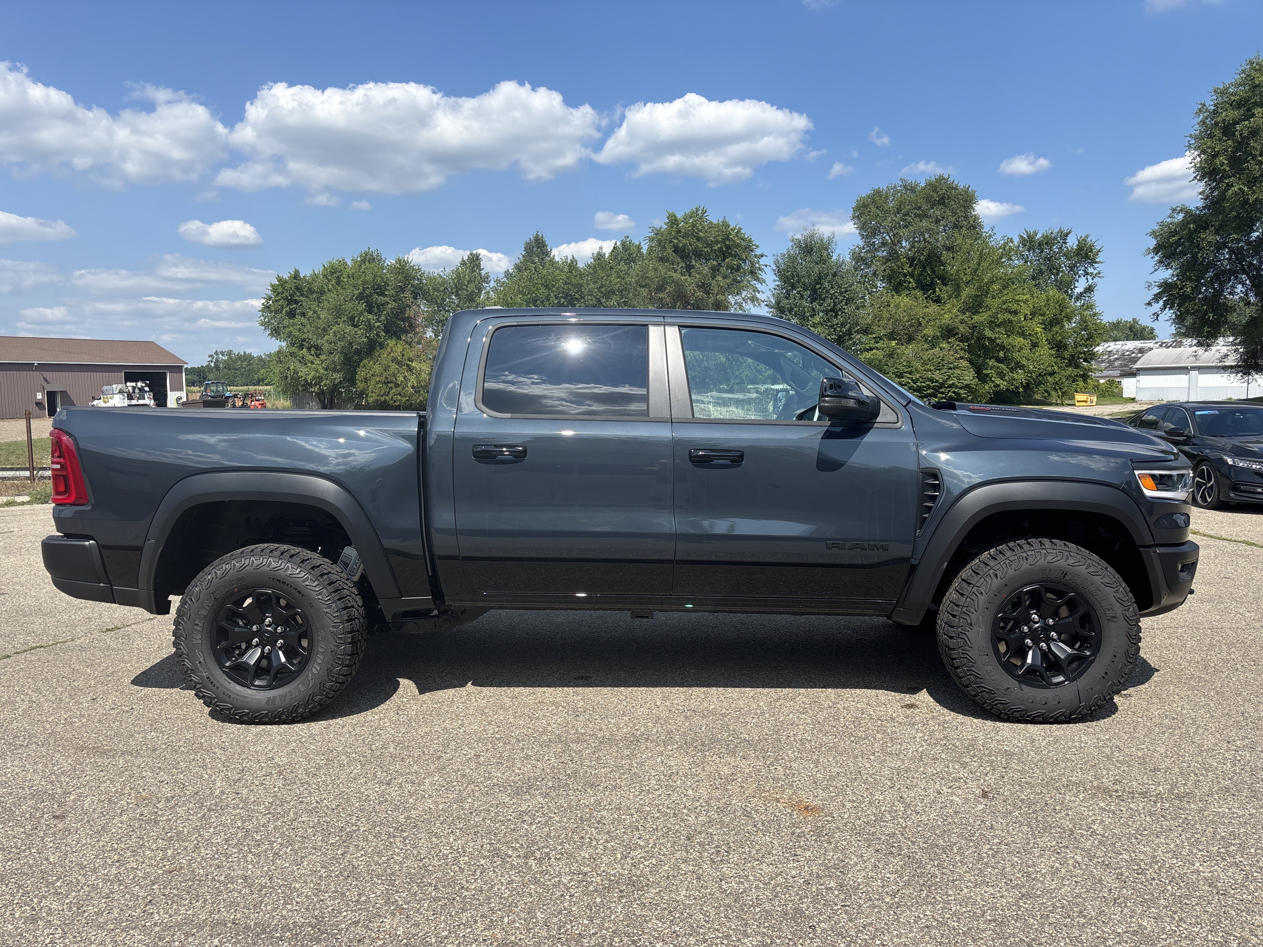 New 2026 RAM 1500 RHO w/ RHO Level 1 Equipment Group AWD/4WD image 2