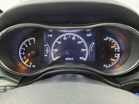 Used 2018 Jeep Grand Cherokee Limited image 23