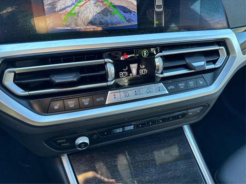 Used 2020 BMW 330i xDrive 330i xDrive Sedan 4D image 33